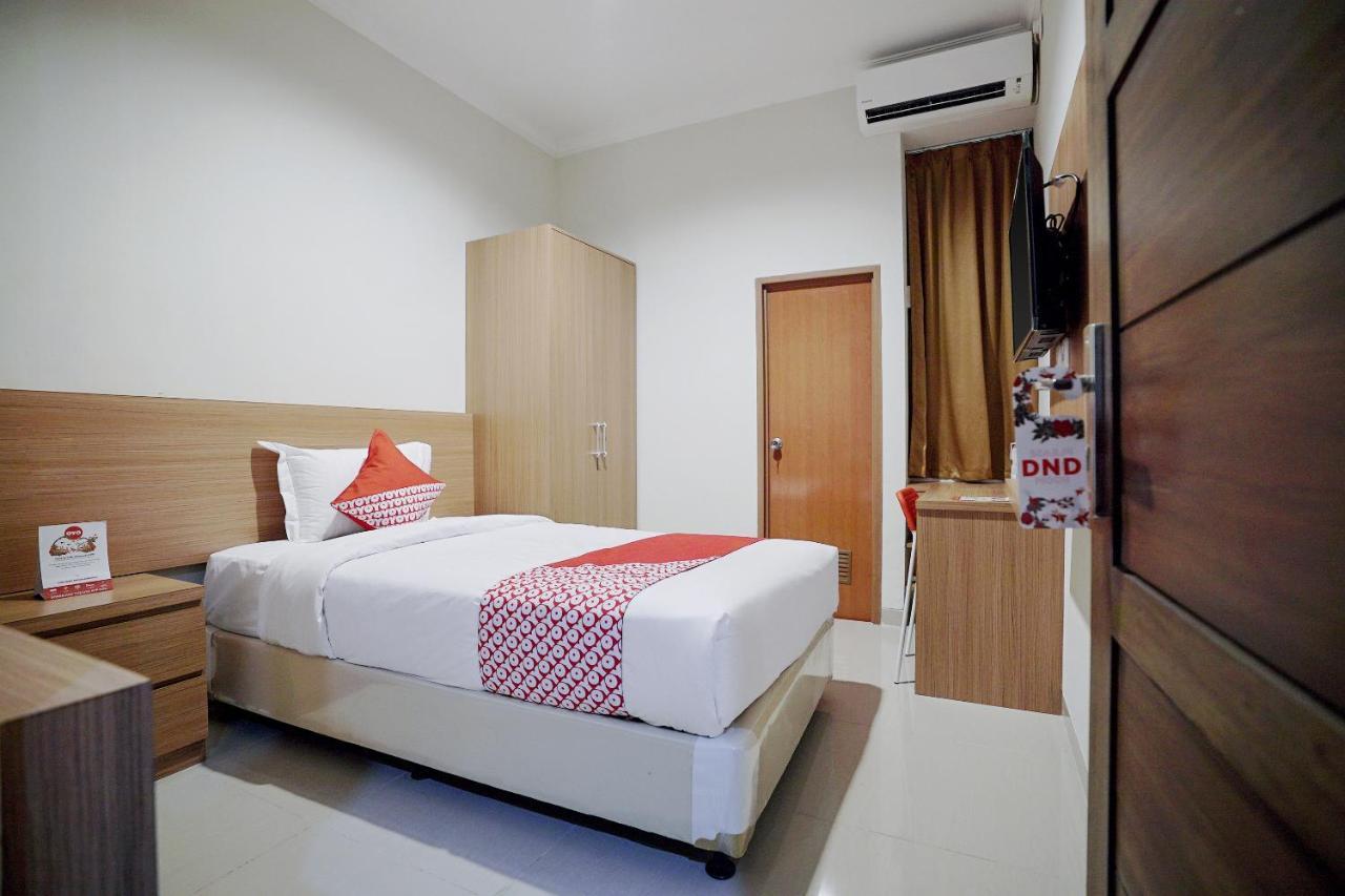 Oyo 415 The Kartini 8 Residence 자카르타 외부 사진